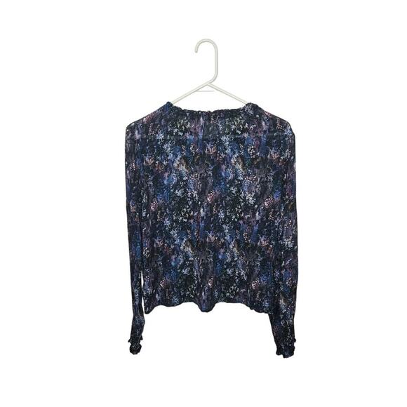 Cloth & Stone Anthropologie Abstract Womens Blouse Smocked Neckline/Sleeves Sz M - Picture 2 of 5